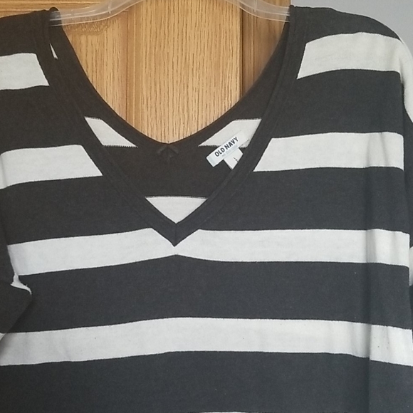 Charcoal & white sweater - Picture 2 of 3